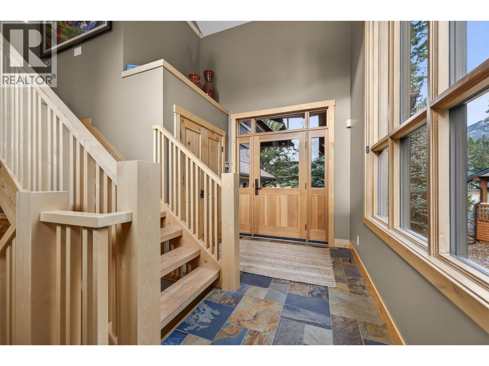 835 Lakeview Meadows Green, Invermere, British Columbia  V0A 1K3 - Photo 10 - 10379004