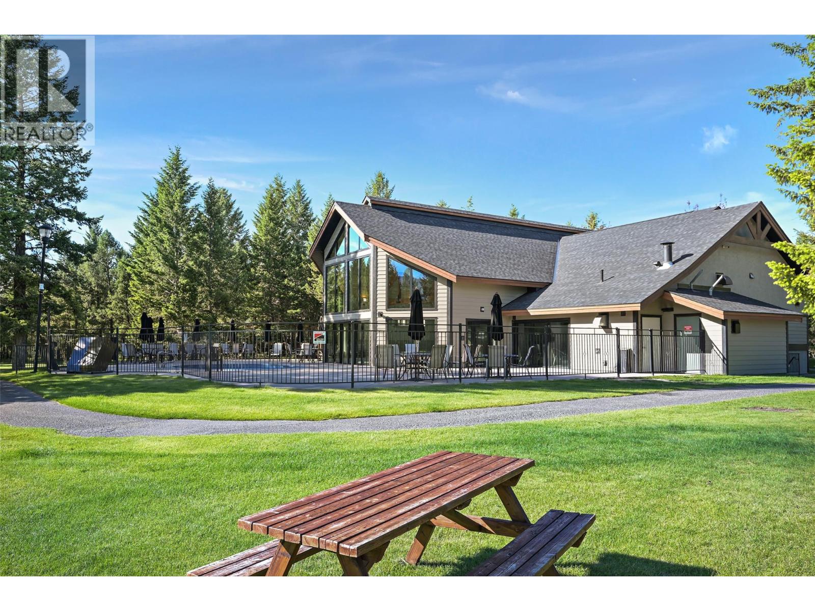 880 Lakeview Drive Unit# 211, Invermere, British Columbia  V0A 1K3 - Photo 52 - 10379008