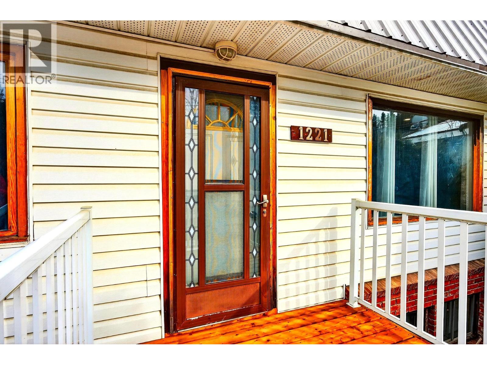 1221 11th  S Street, Golden, British Columbia  V0A 1H0 - Photo 6 - 10378972