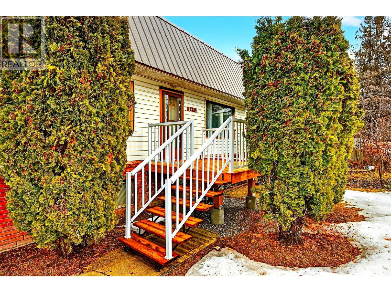 1221 11th  S Street, Golden, British Columbia  V0A 1H0 - Photo 7 - 10378972