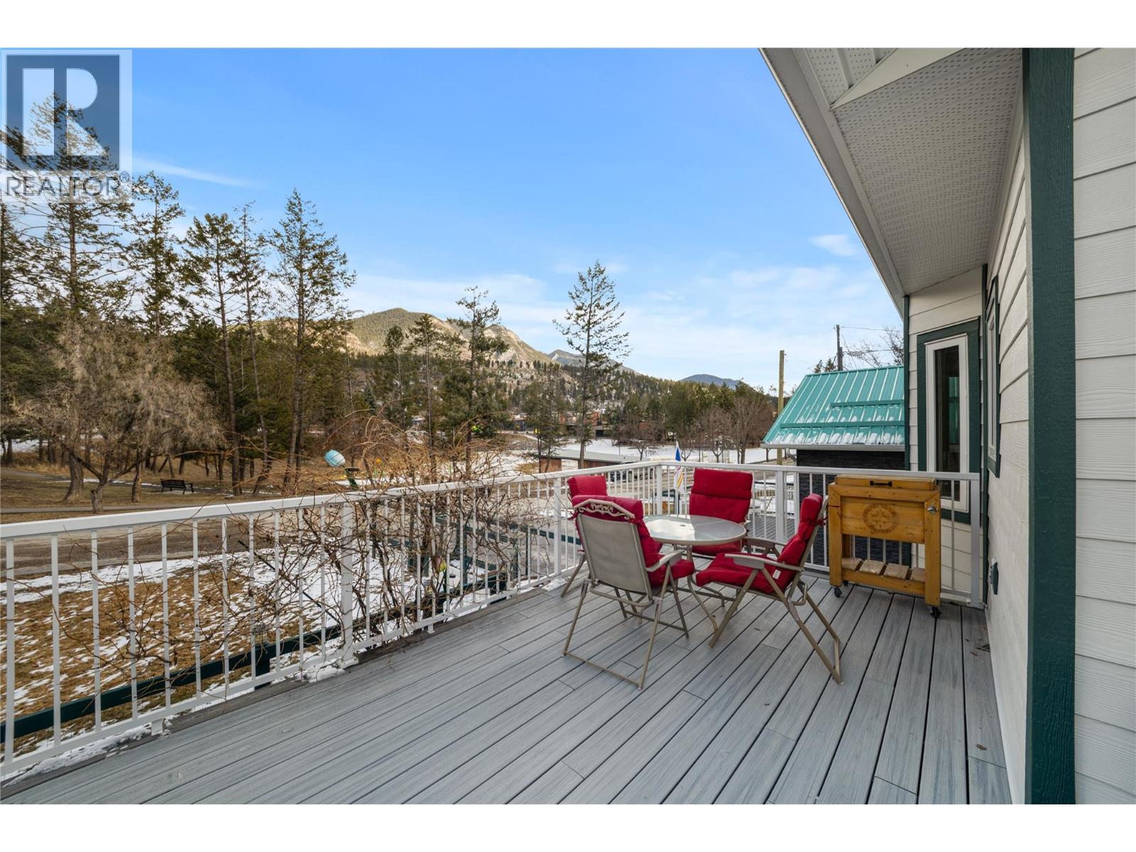 7527 Park Drive West, Radium Hot Springs, British Columbia  V0A 1M0 - Photo 33 - 10378971