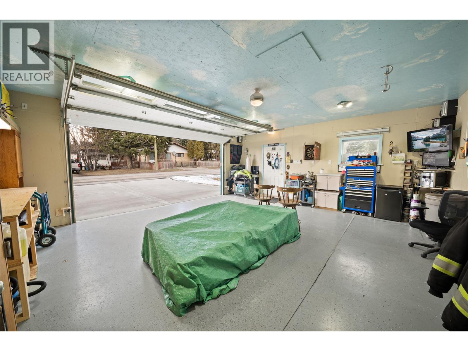 7527 Park Drive West, Radium Hot Springs, British Columbia  V0A 1M0 - Photo 37 - 10378971