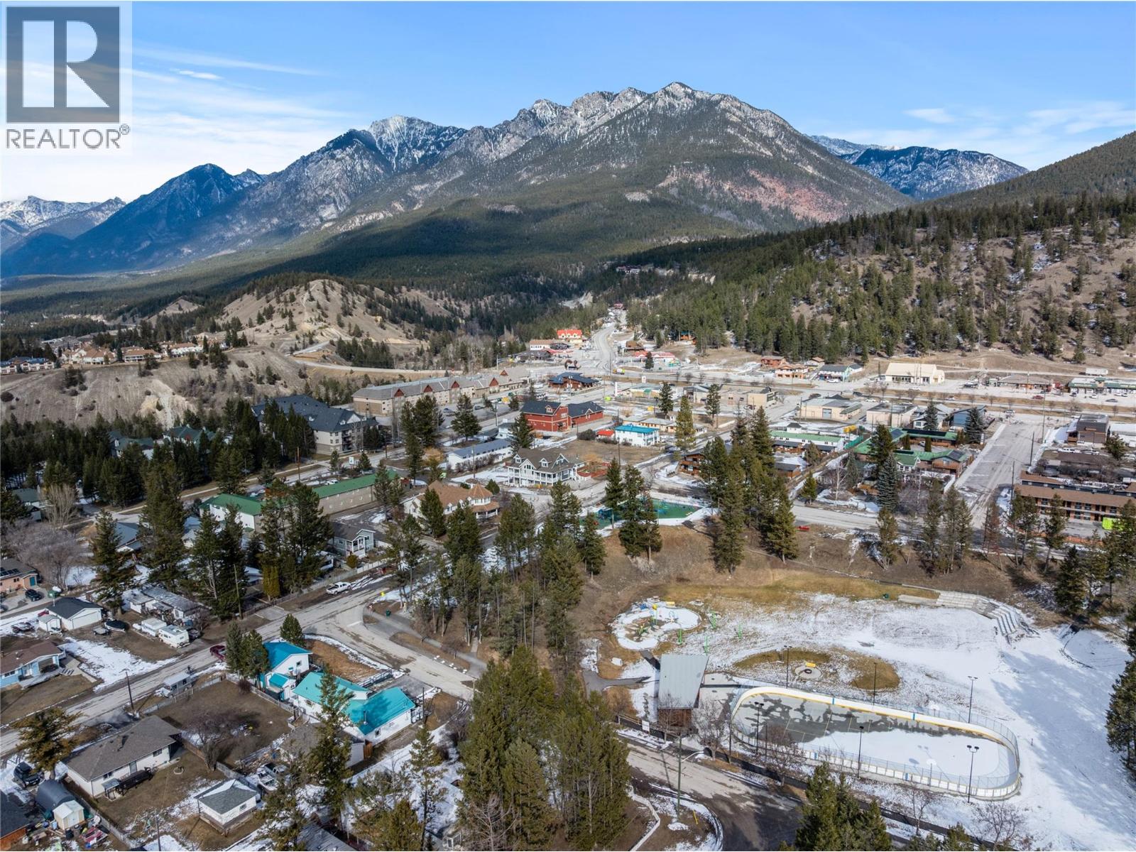 7527 Park Drive West, Radium Hot Springs, British Columbia  V0A 1M0 - Photo 6 - 10378971