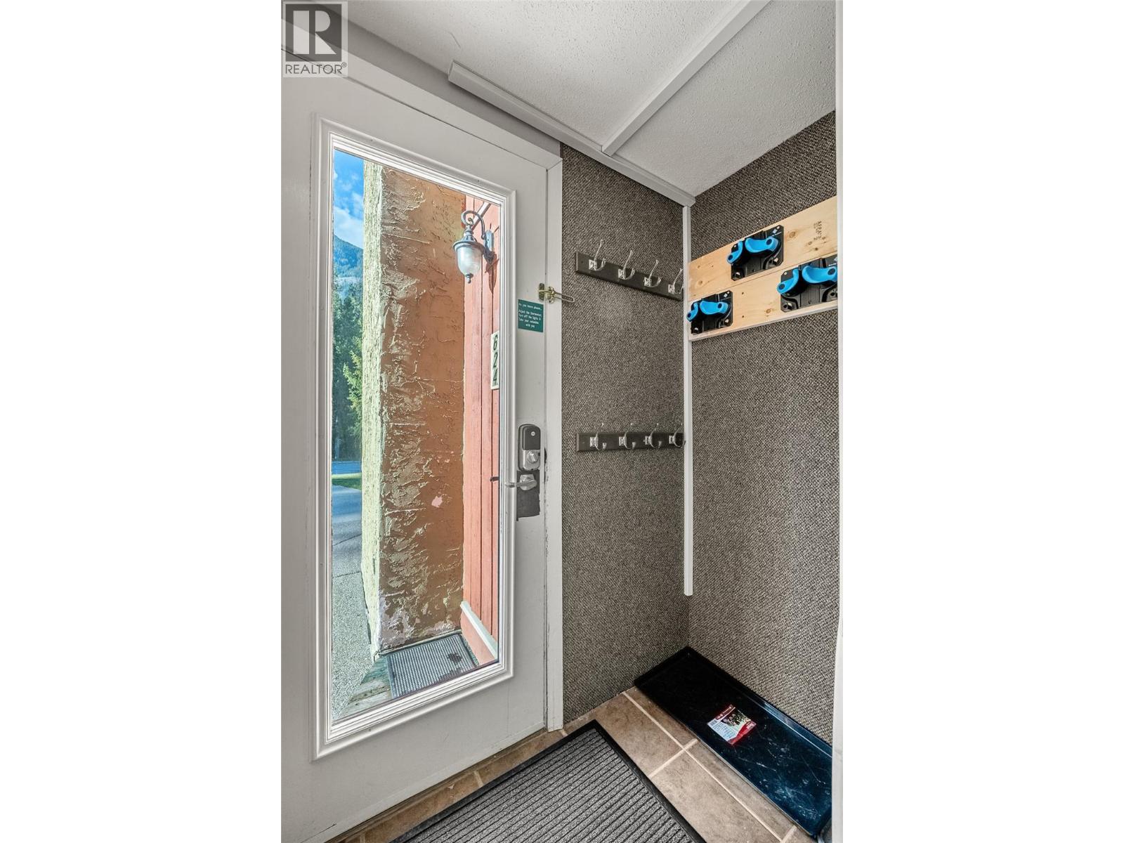 2030 Panorama Drive Unit# 624, Panorama, British Columbia  V0A 1T0 - Photo 21 - 10379298