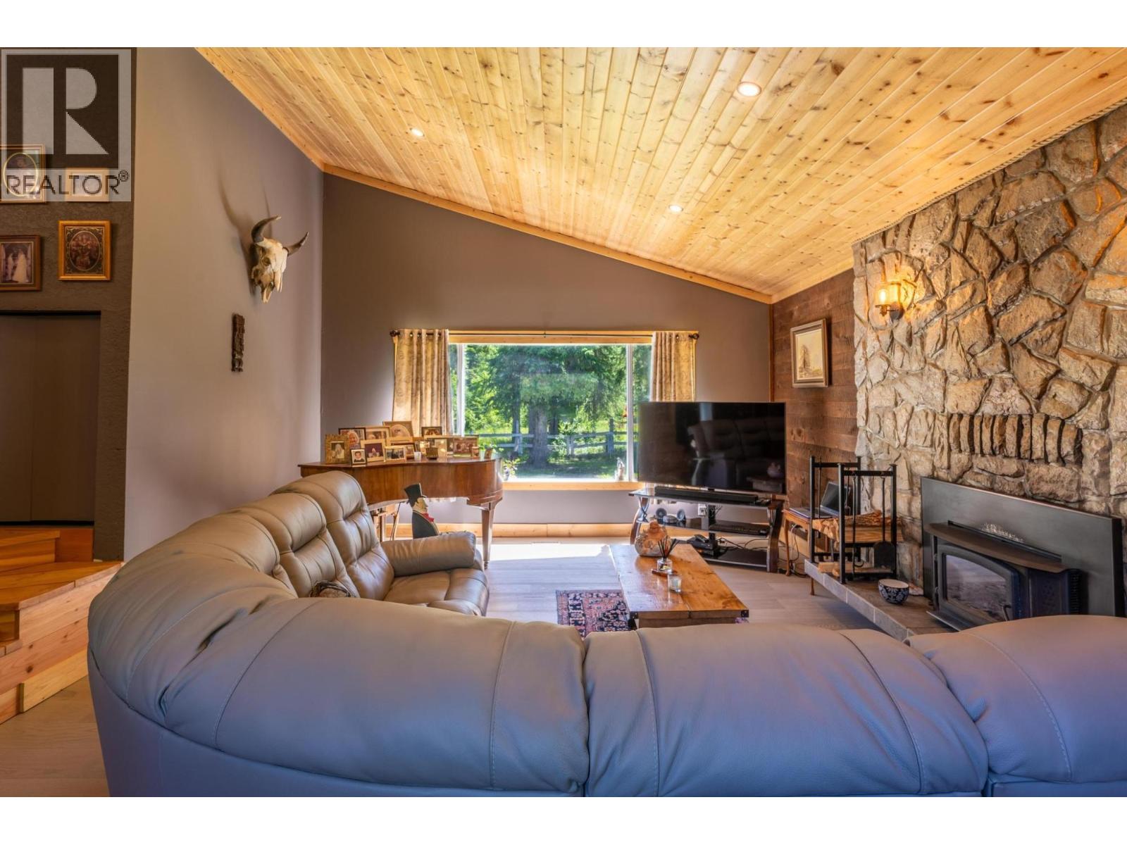 1732 Oberg Johnson Road, Golden, British Columbia  V0A 1H1 - Photo 22 - 10379458