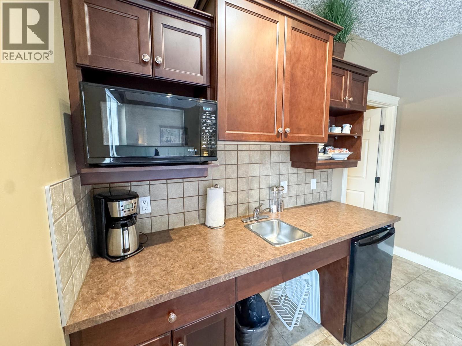 300 Bighorn Boulevard Unit# 311c, Radium Hot Springs, British Columbia  V0A 1M0 - Photo 31 - 10378933