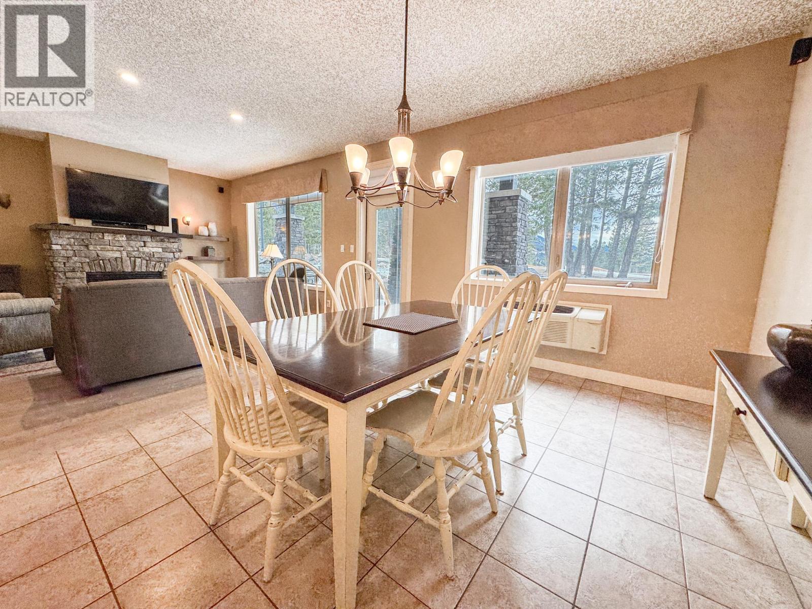 300 Bighorn Boulevard Unit# 311c, Radium Hot Springs, British Columbia  V0A 1M0 - Photo 6 - 10378933