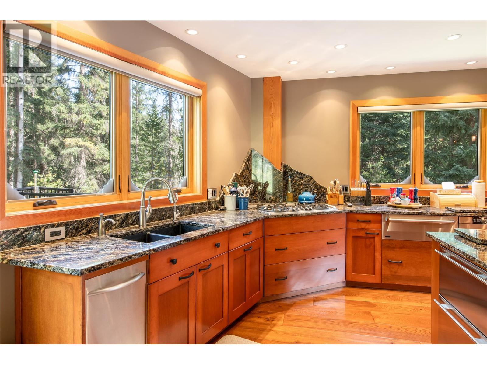 2480 Golden Donald Upper Road, Golden, British Columbia  V0A 1H1 - Photo 12 - 10379352