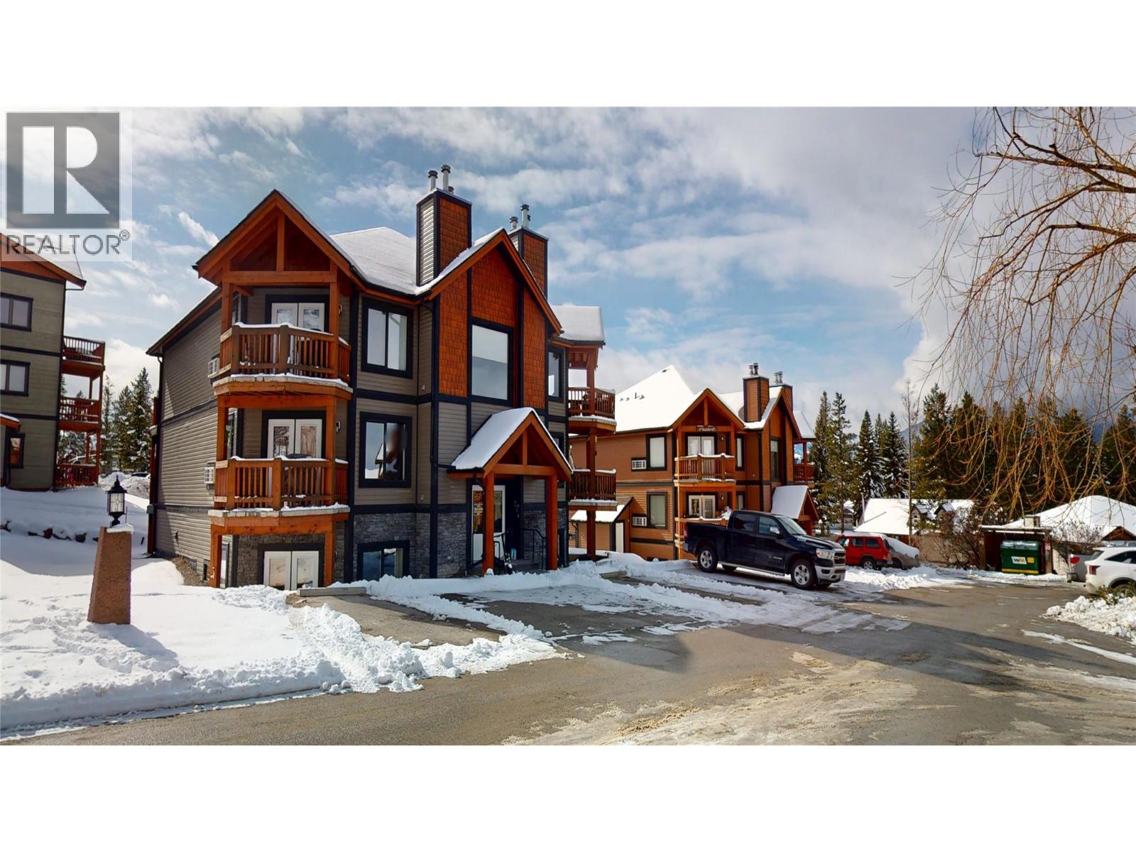 7307 PROSPECTOR Avenue Unit# 205, Radium Hot Springs, British Columbia
