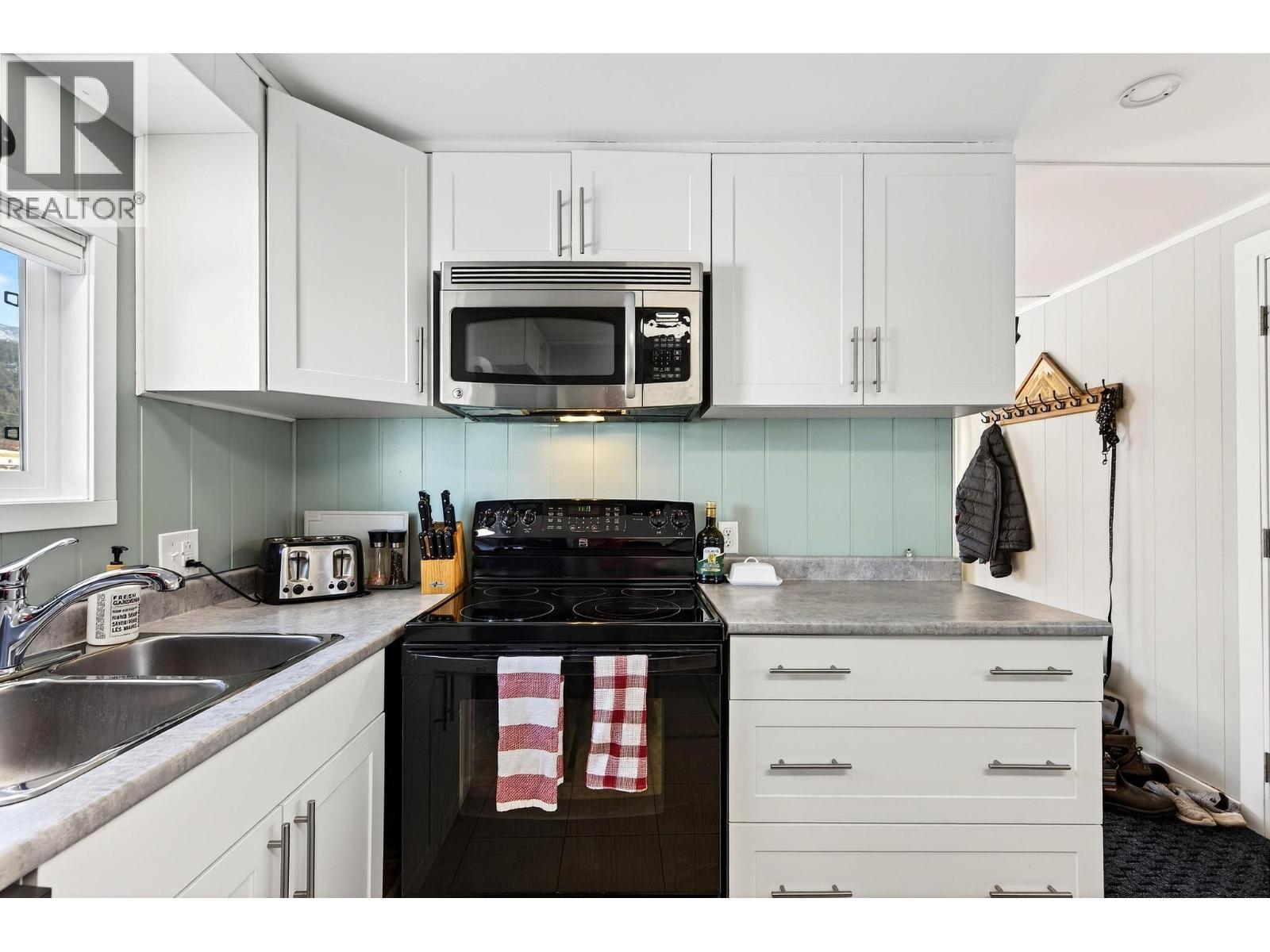 1409 11th Avenue N Unit# 4, Golden, British Columbia  V0A 1H2 - Photo 16 - 10379683