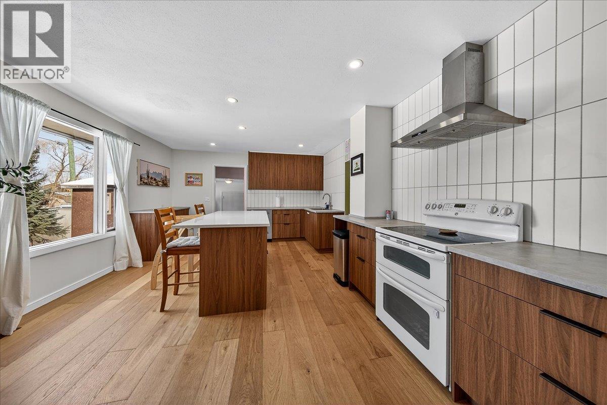 101 11th Avenue, Invermere, British Columbia  V0A 1K0 - Photo 10 - 10379889