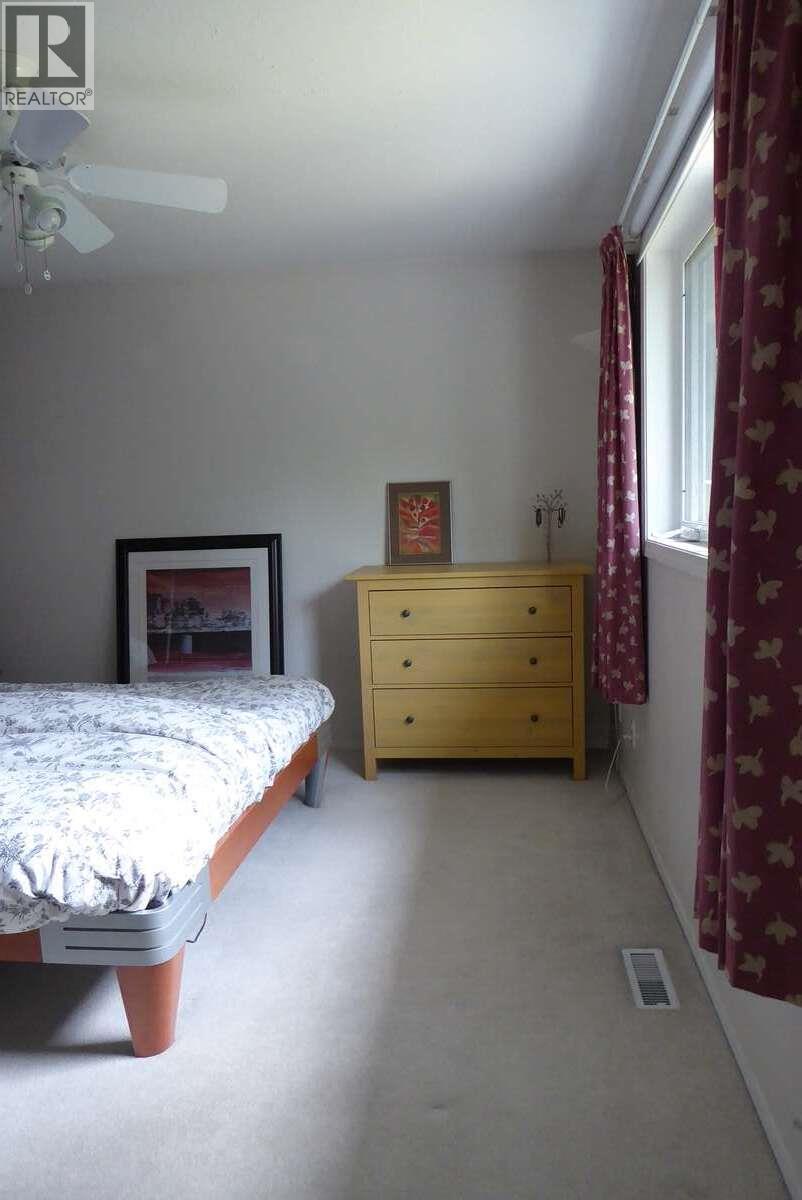 1510 Cedar Street, Golden, British Columbia  V0A 1H6 - Photo 15 - 10380010