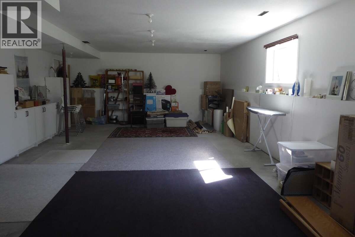 1510 Cedar Street, Golden, British Columbia  V0A 1H6 - Photo 27 - 10380010