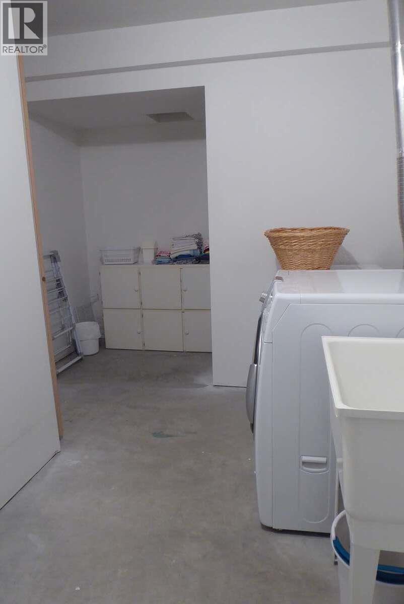 1510 Cedar Street, Golden, British Columbia  V0A 1H6 - Photo 38 - 10380010