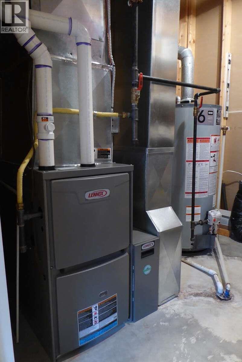 1510 Cedar Street, Golden, British Columbia  V0A 1H6 - Photo 39 - 10380010