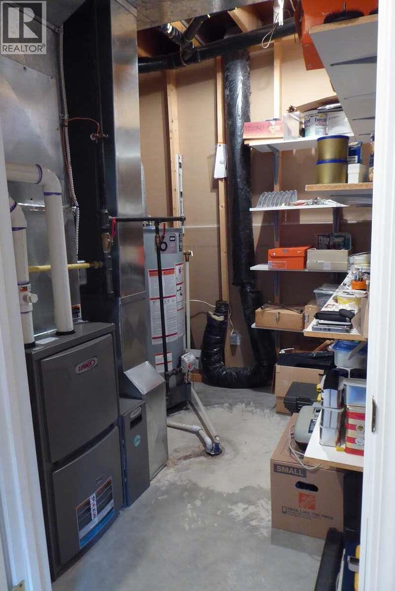 1510 Cedar Street, Golden, British Columbia  V0A 1H6 - Photo 40 - 10380010