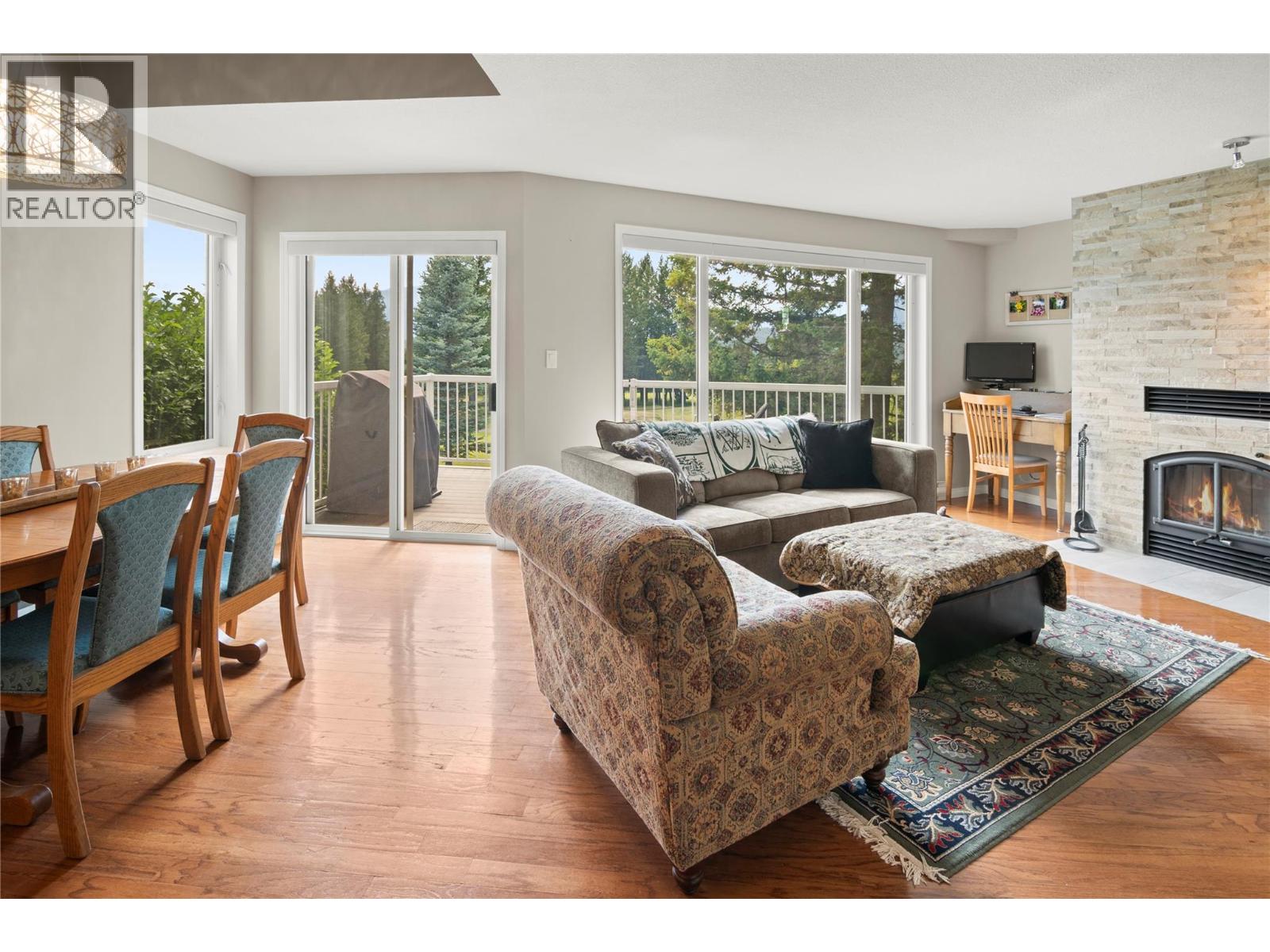 7525 Columbia Avenue Unit# 17, Radium Hot Springs, British Columbia  V0A 1M0 - Photo 5 - 10379904