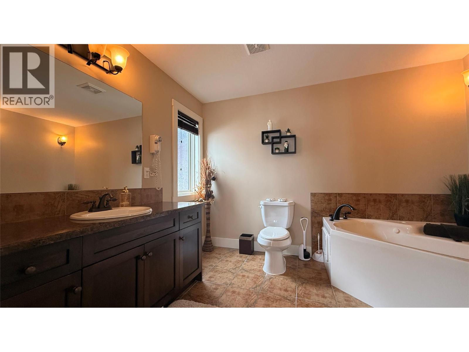 7337 Prospector Avenue Unit# 701, Radium Hot Springs, British Columbia  V0A 1M0 - Photo 18 - 10379480