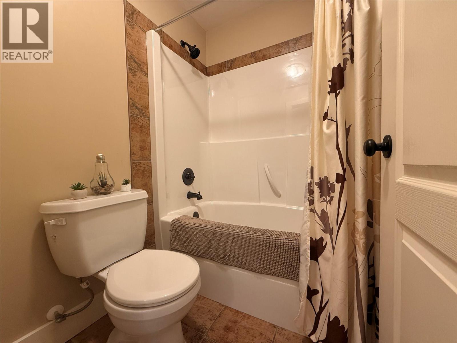 7337 Prospector Avenue Unit# 701, Radium Hot Springs, British Columbia  V0A 1M0 - Photo 21 - 10379480