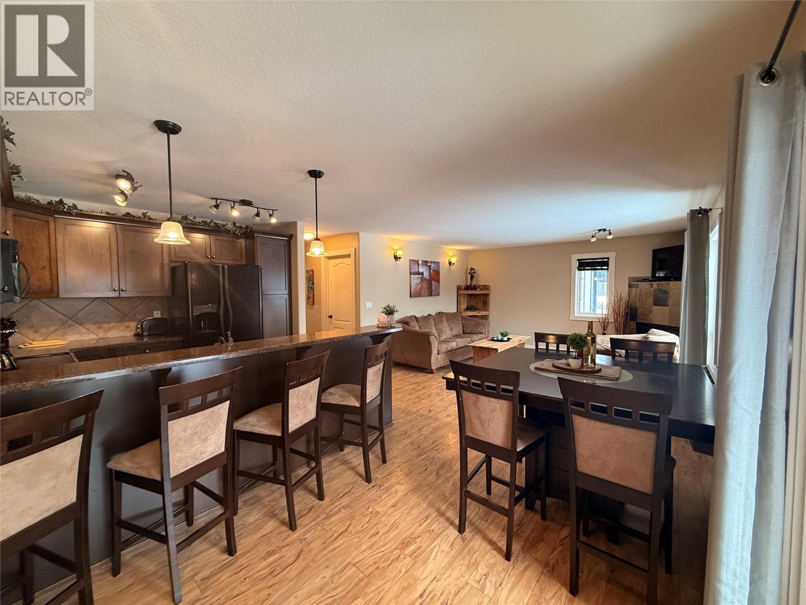 7337 Prospector Avenue Unit# 701, Radium Hot Springs, British Columbia  V0A 1M0 - Photo 9 - 10379480