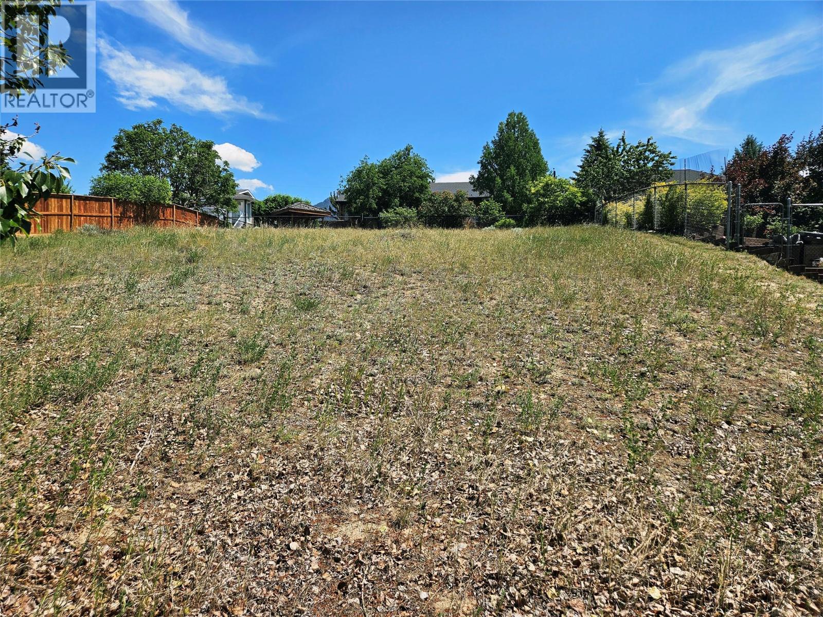 1707 3rd Avenue, Invermere, British Columbia  V0A 1K4 - Photo 9 - 10380031