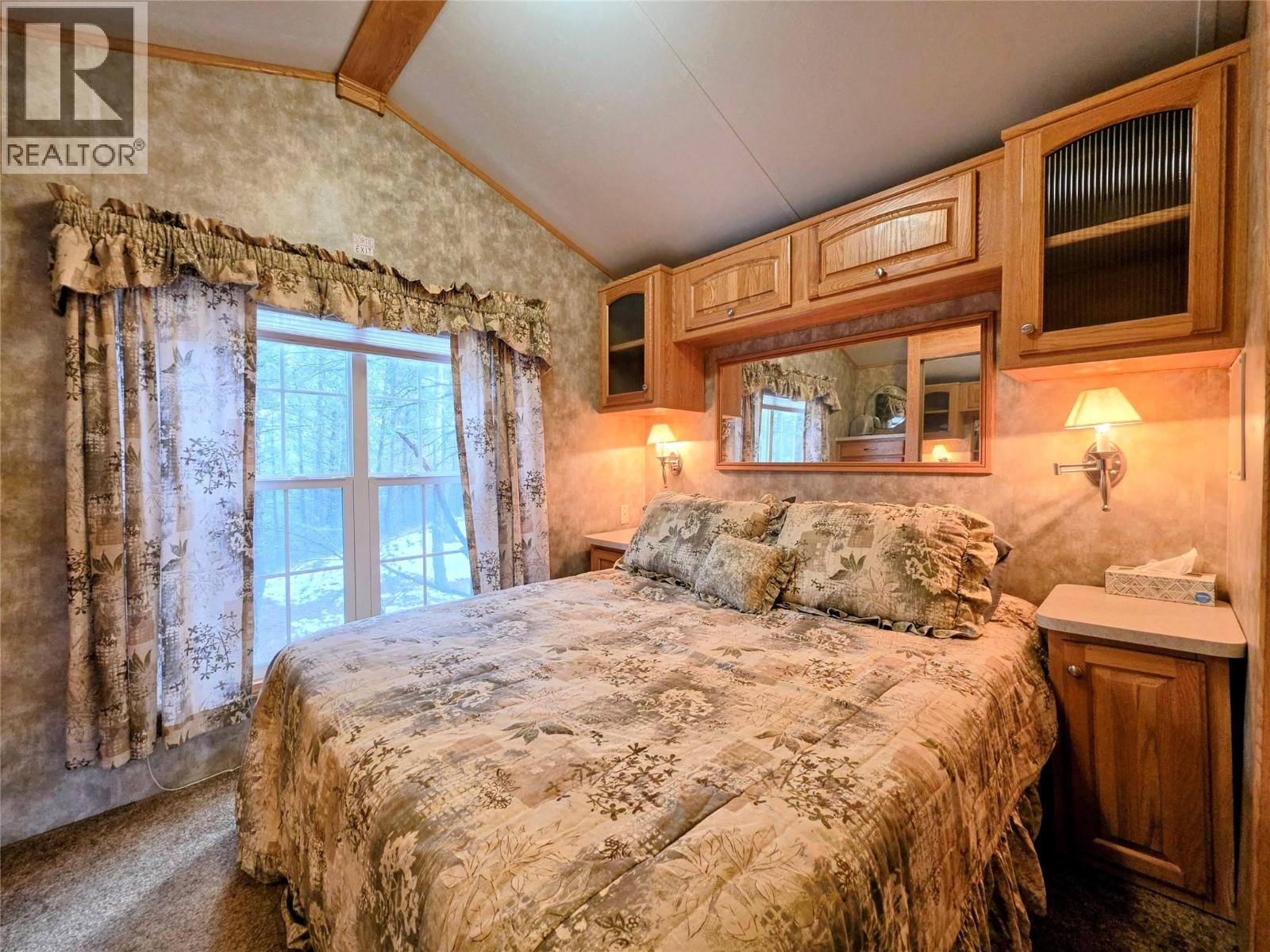 4586 Lynx Drive, Radium Hot Springs, British Columbia  V0A 1M0 - Photo 13 - 10379097