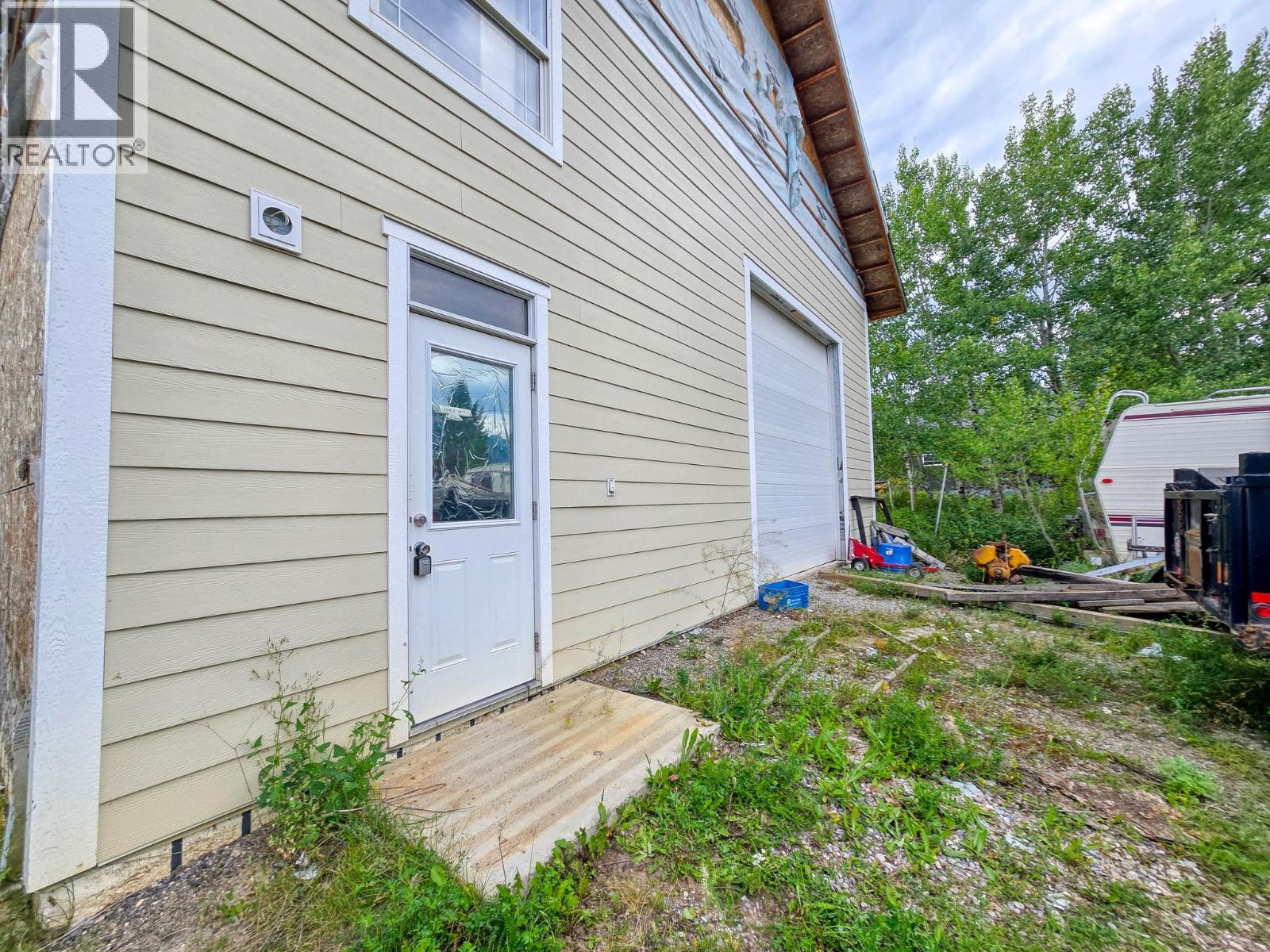 4772 Crescentwood Drive, Edgewater, British Columbia  V0A 1E0 - Photo 11 - 10380228