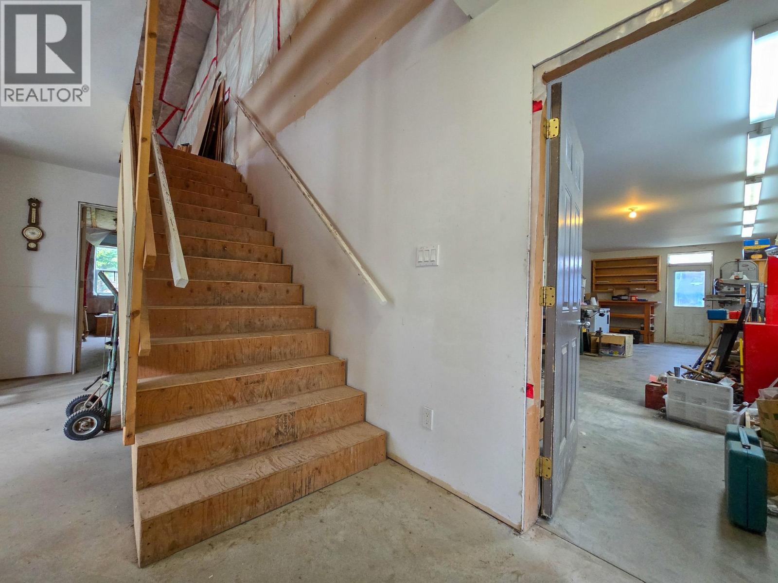 4772 Crescentwood Drive, Edgewater, British Columbia  V0A 1E0 - Photo 15 - 10380228