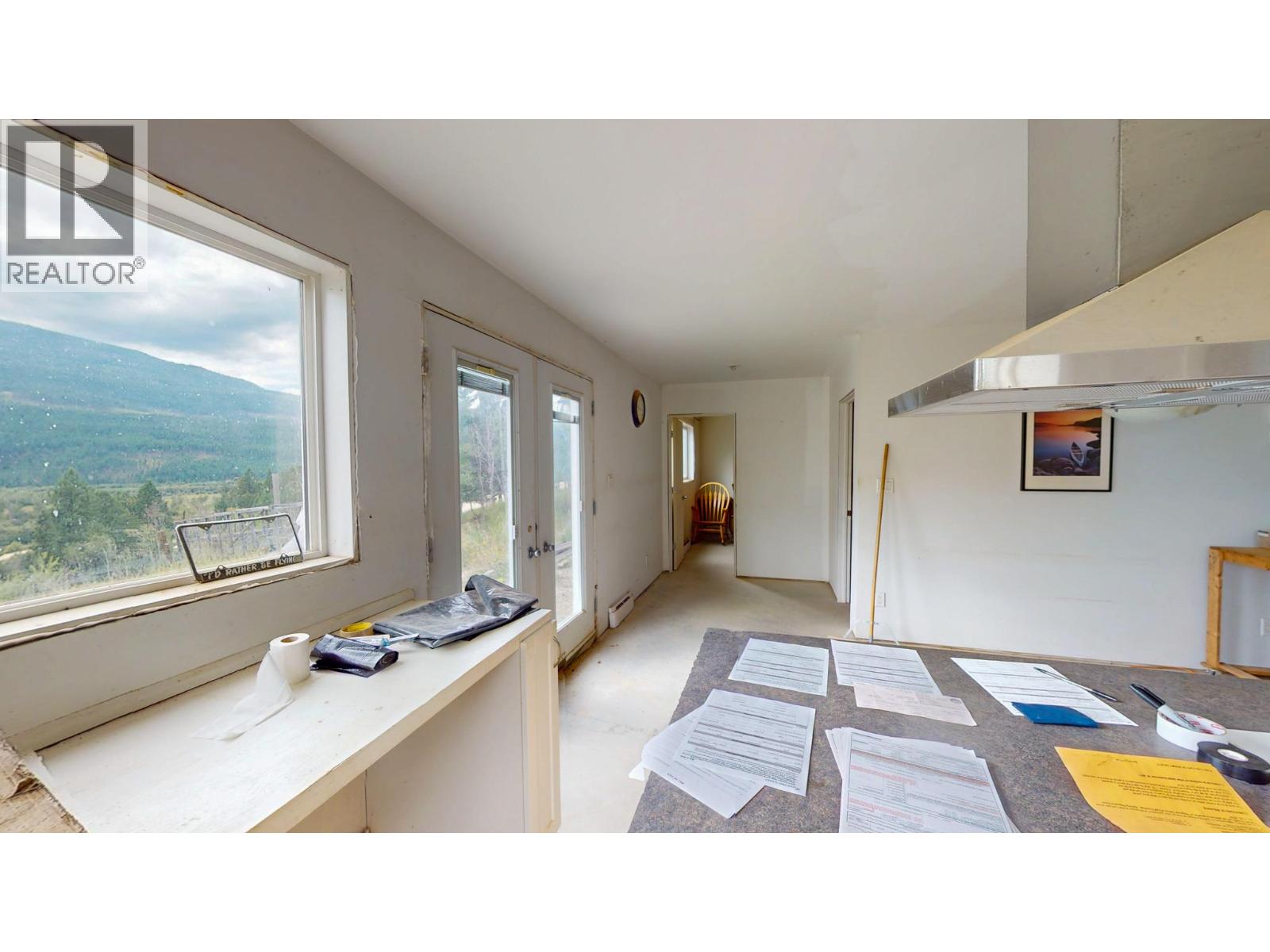 4772 Crescentwood Drive, Edgewater, British Columbia  V0A 1E0 - Photo 25 - 10380228