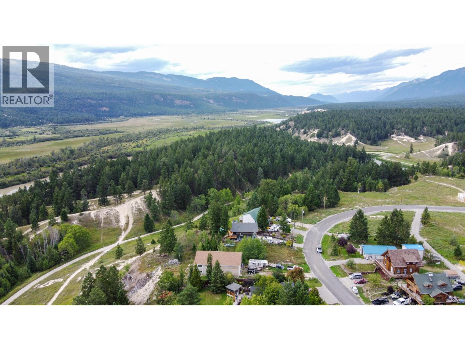 4772 Crescentwood Drive, Edgewater, British Columbia  V0A 1E0 - Photo 44 - 10380228