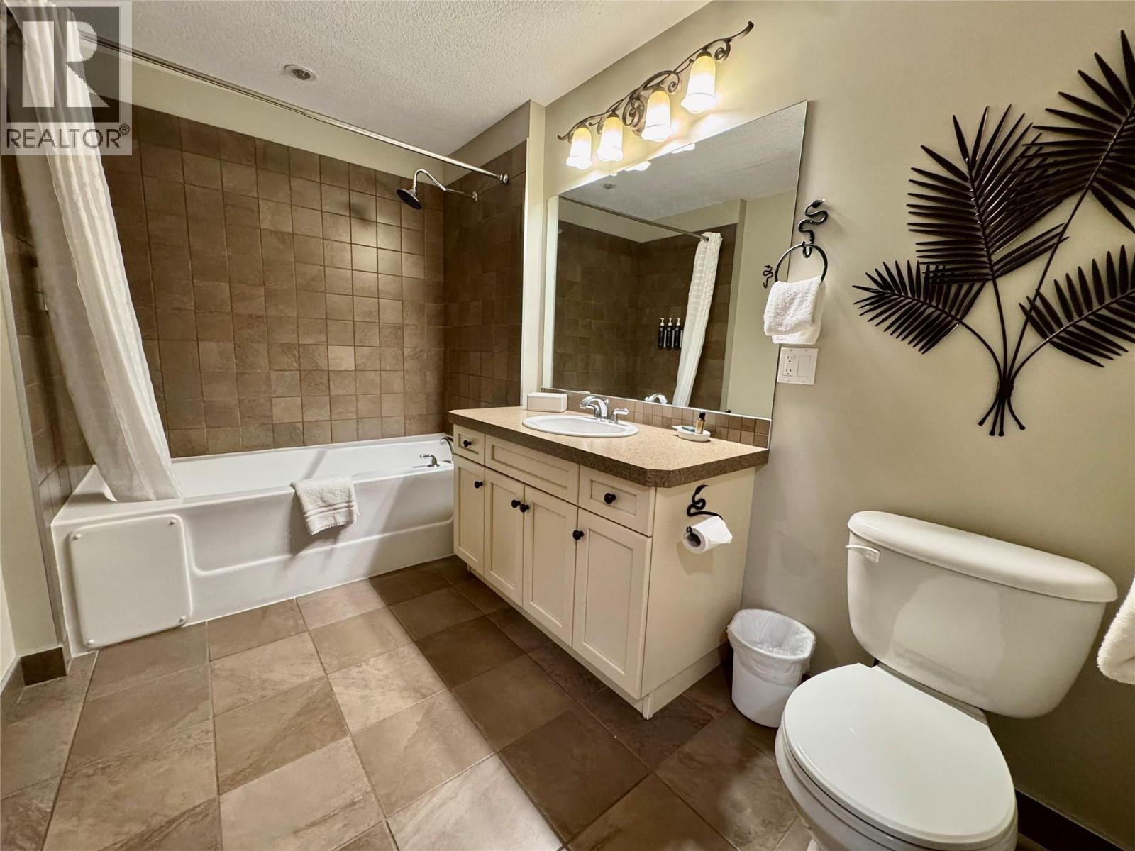 600 Bighorn Boulevard Unit# 624c, Radium Hot Springs, British Columbia  V0A 1M0 - Photo 28 - 10380397