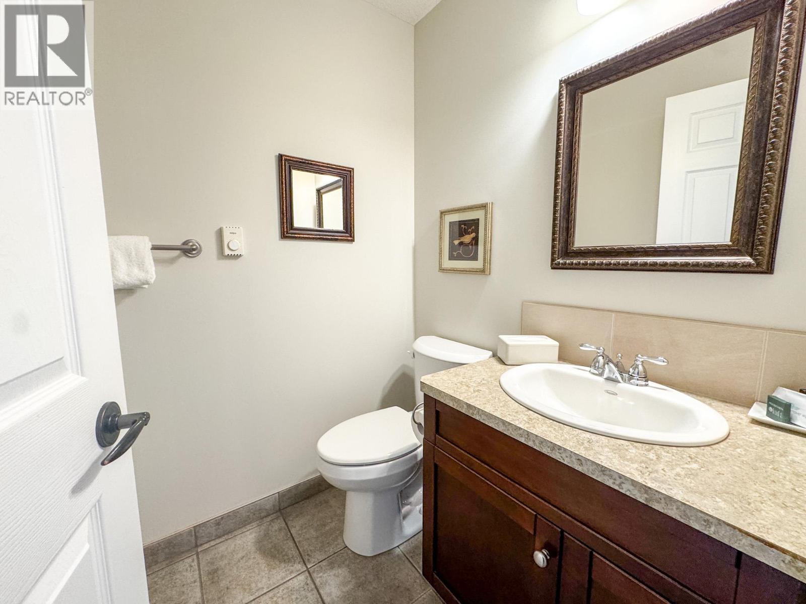 200 Bighorn Boulevard Unit# 213b, Radium Hot Springs, British Columbia  V0A 1M0 - Photo 14 - 10380455