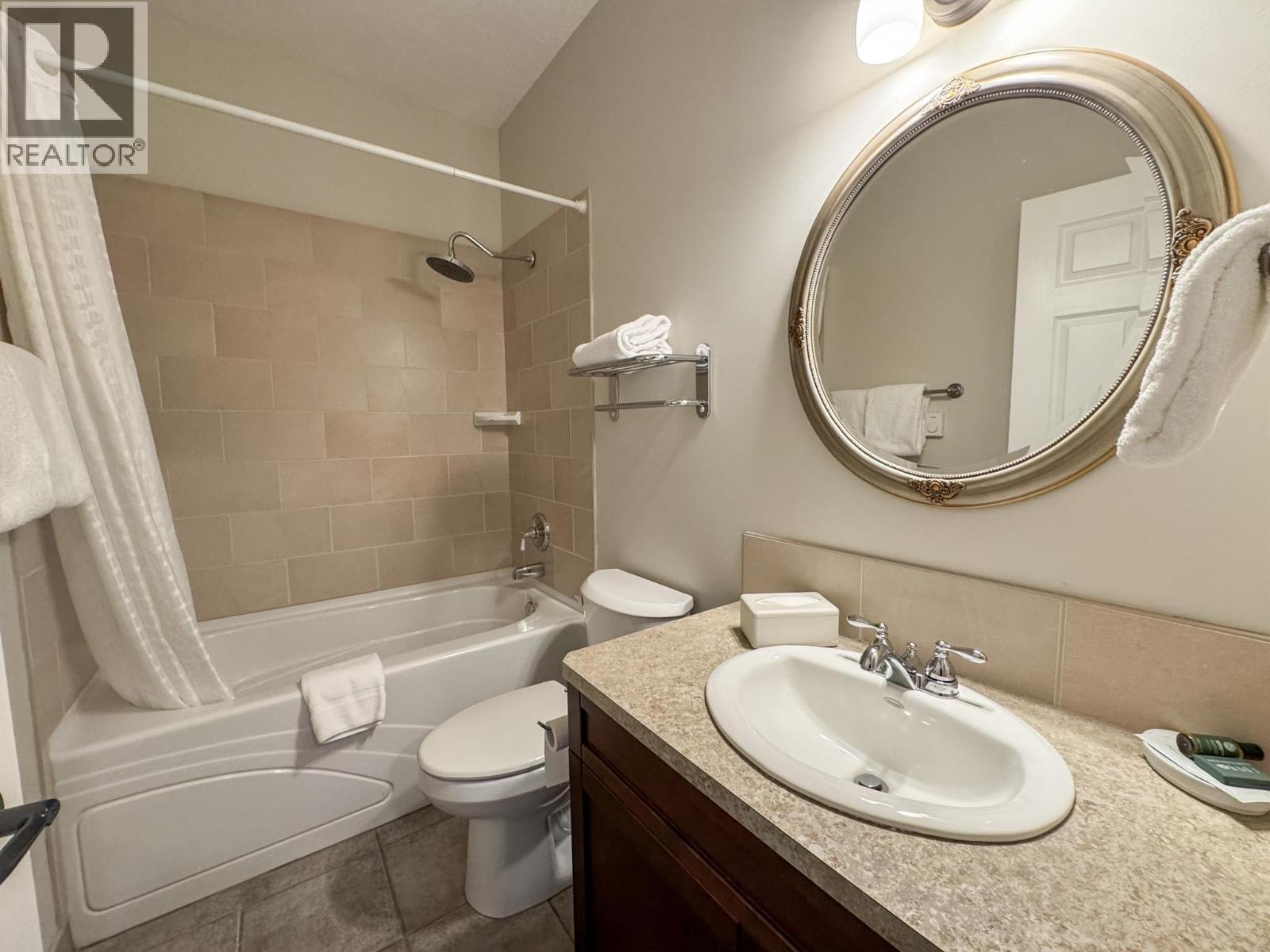 200 Bighorn Boulevard Unit# 213b, Radium Hot Springs, British Columbia  V0A 1M0 - Photo 18 - 10380455