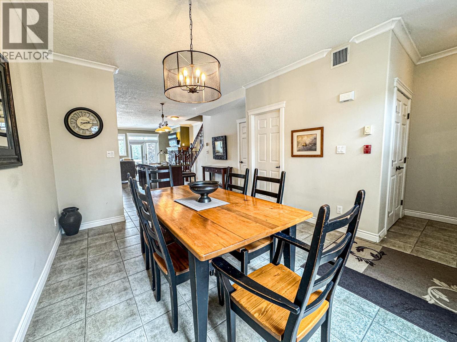 200 Bighorn Boulevard Unit# 213b, Radium Hot Springs, British Columbia  V0A 1M0 - Photo 4 - 10380455