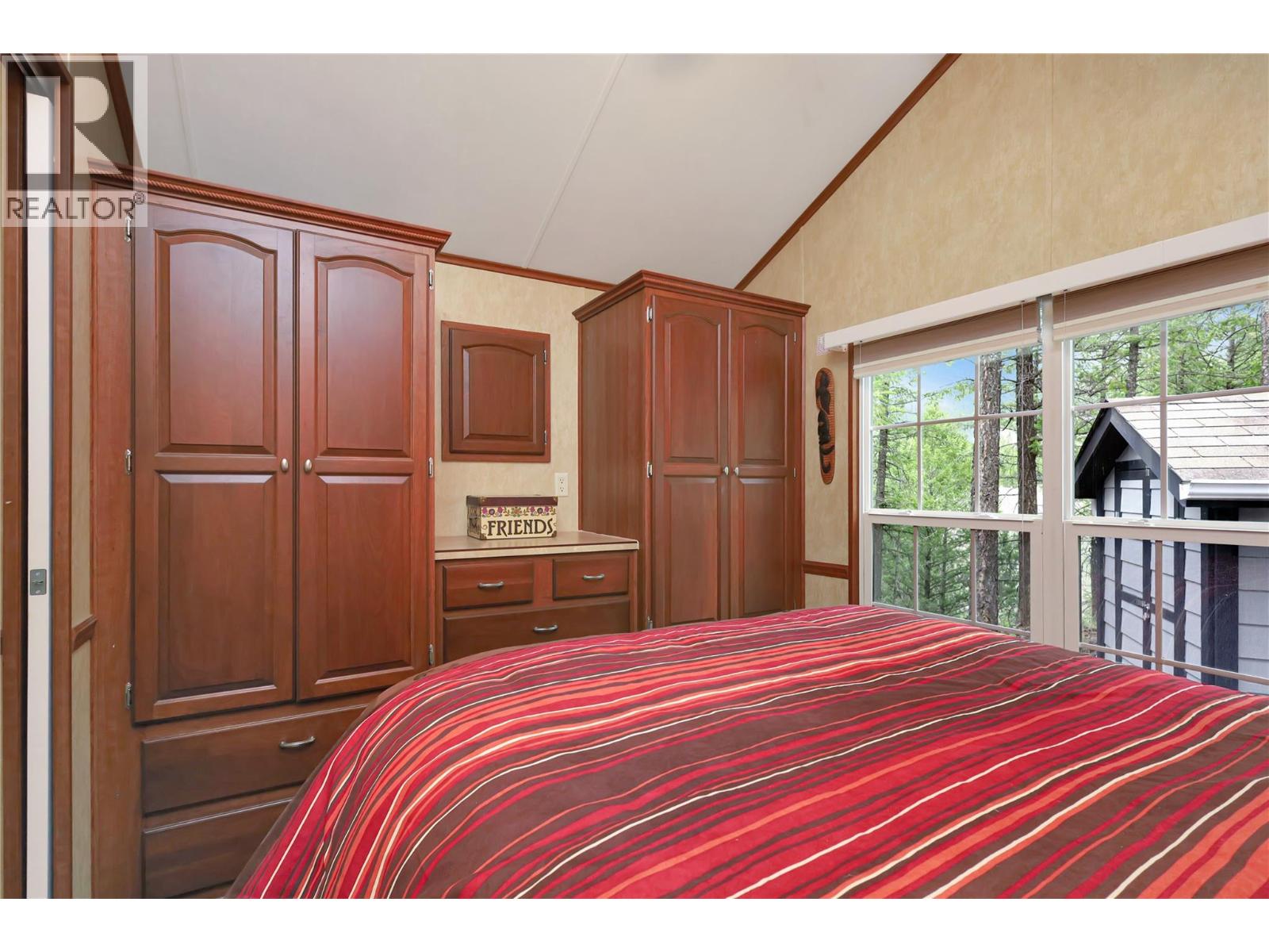 4862 Lynx Drive, Radium Hot Springs, British Columbia  V0A 1M0 - Photo 21 - 10380522