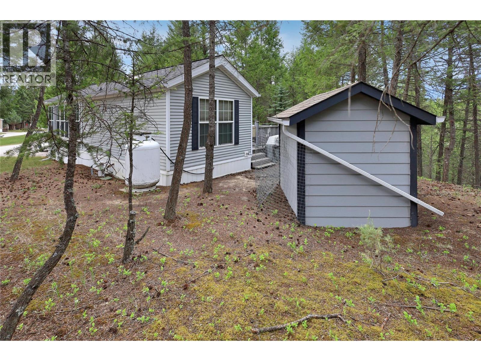 4862 Lynx Drive, Radium Hot Springs, British Columbia  V0A 1M0 - Photo 27 - 10380522