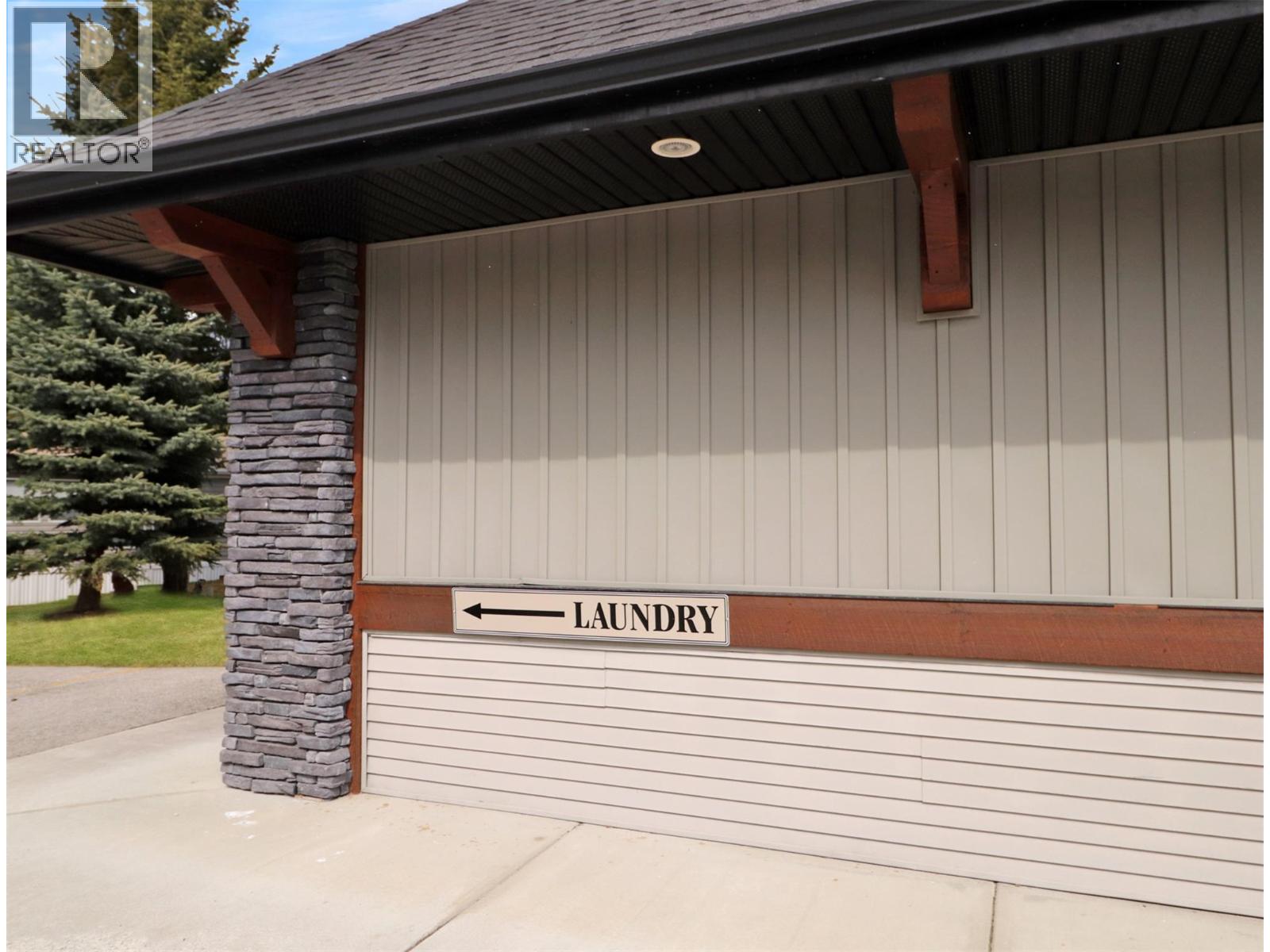 4862 Lynx Drive, Radium Hot Springs, British Columbia  V0A 1M0 - Photo 50 - 10380522