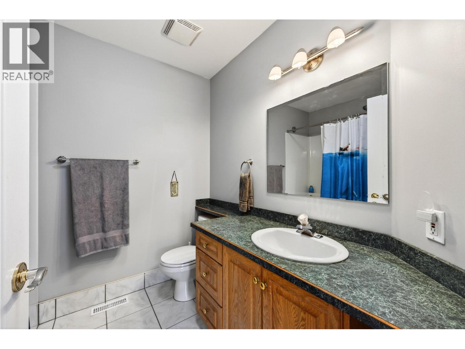 1505 Cedar Street, Golden, British Columbia  V0A 1H6 - Photo 35 - 10380537