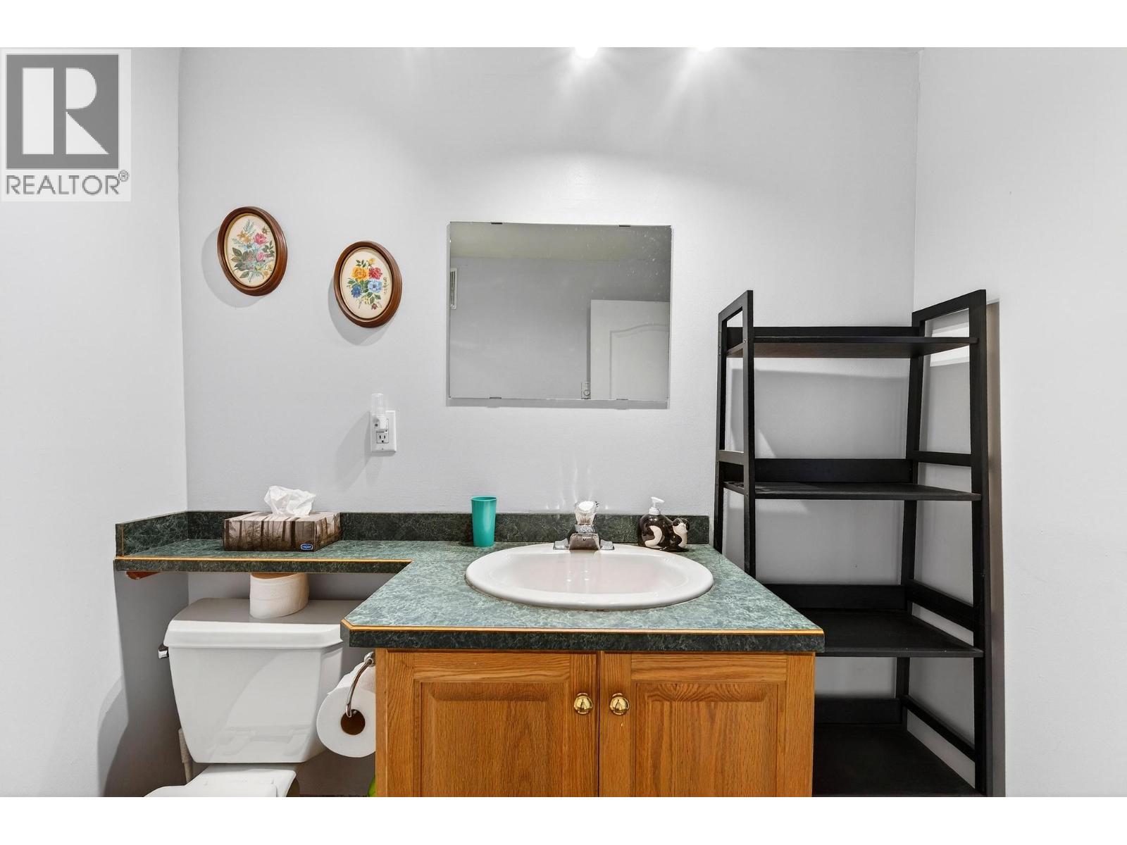 1505 Cedar Street, Golden, British Columbia  V0A 1H6 - Photo 55 - 10380537