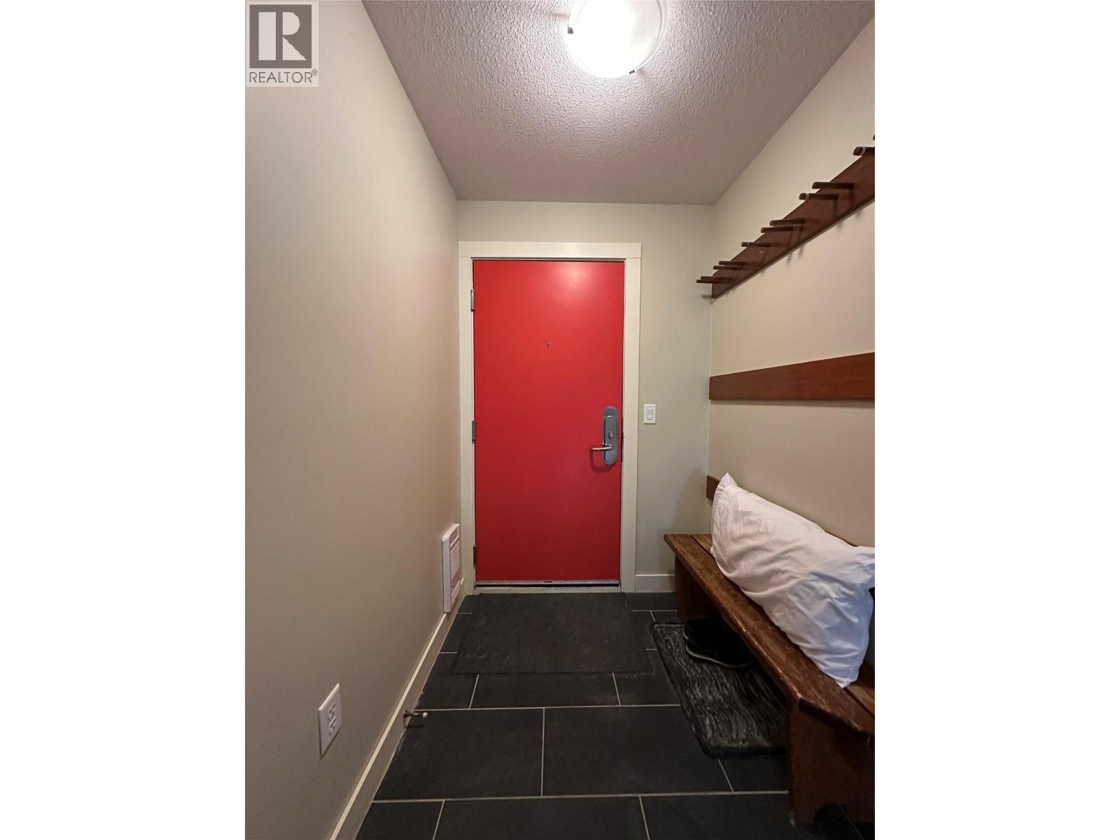 2049 Summit Drive Unit# 413c, Panorama, British Columbia  V0A 1T0 - Photo 11 - 10380799