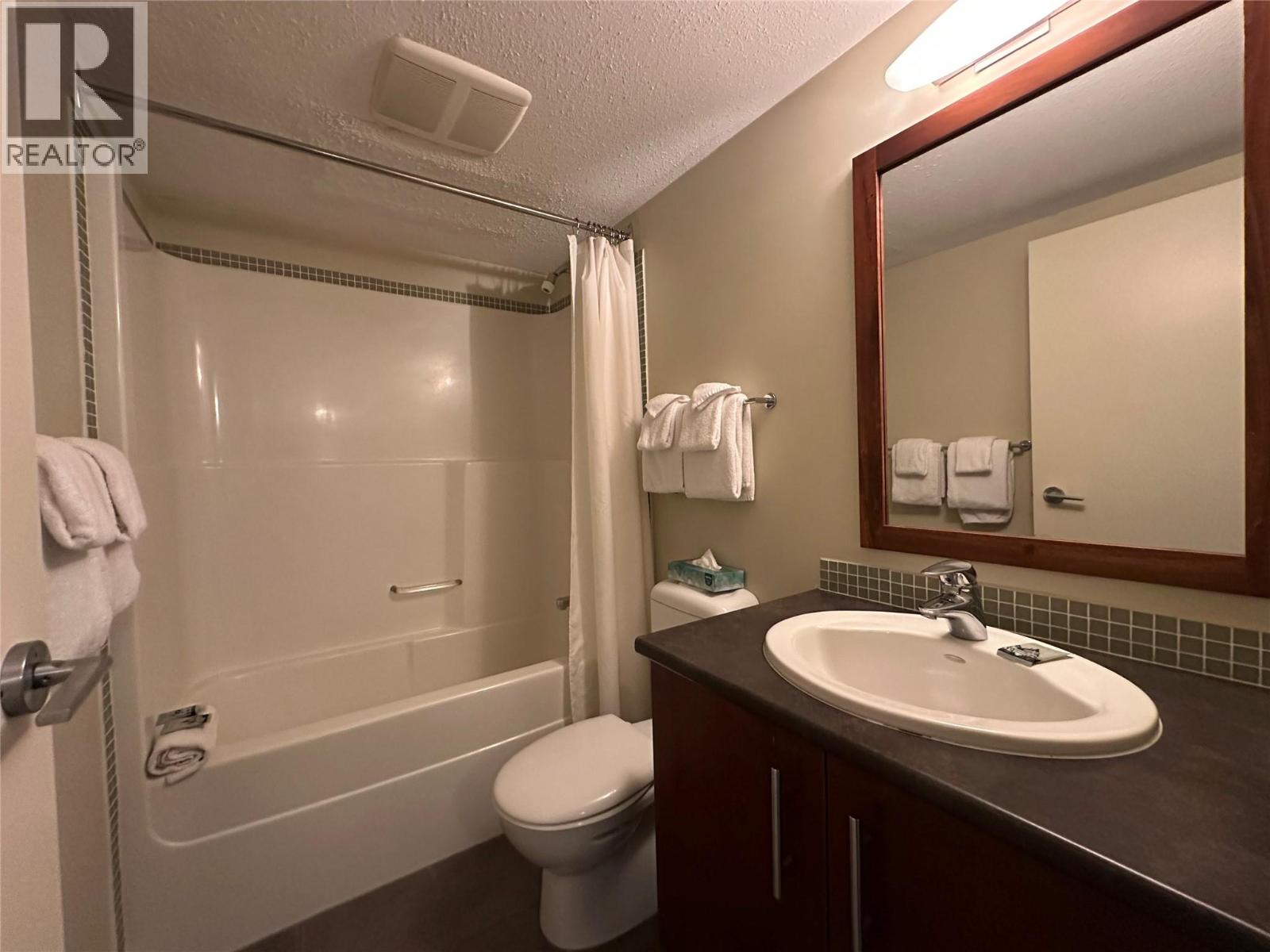 2049 Summit Drive Unit# 413c, Panorama, British Columbia  V0A 1T0 - Photo 19 - 10380799