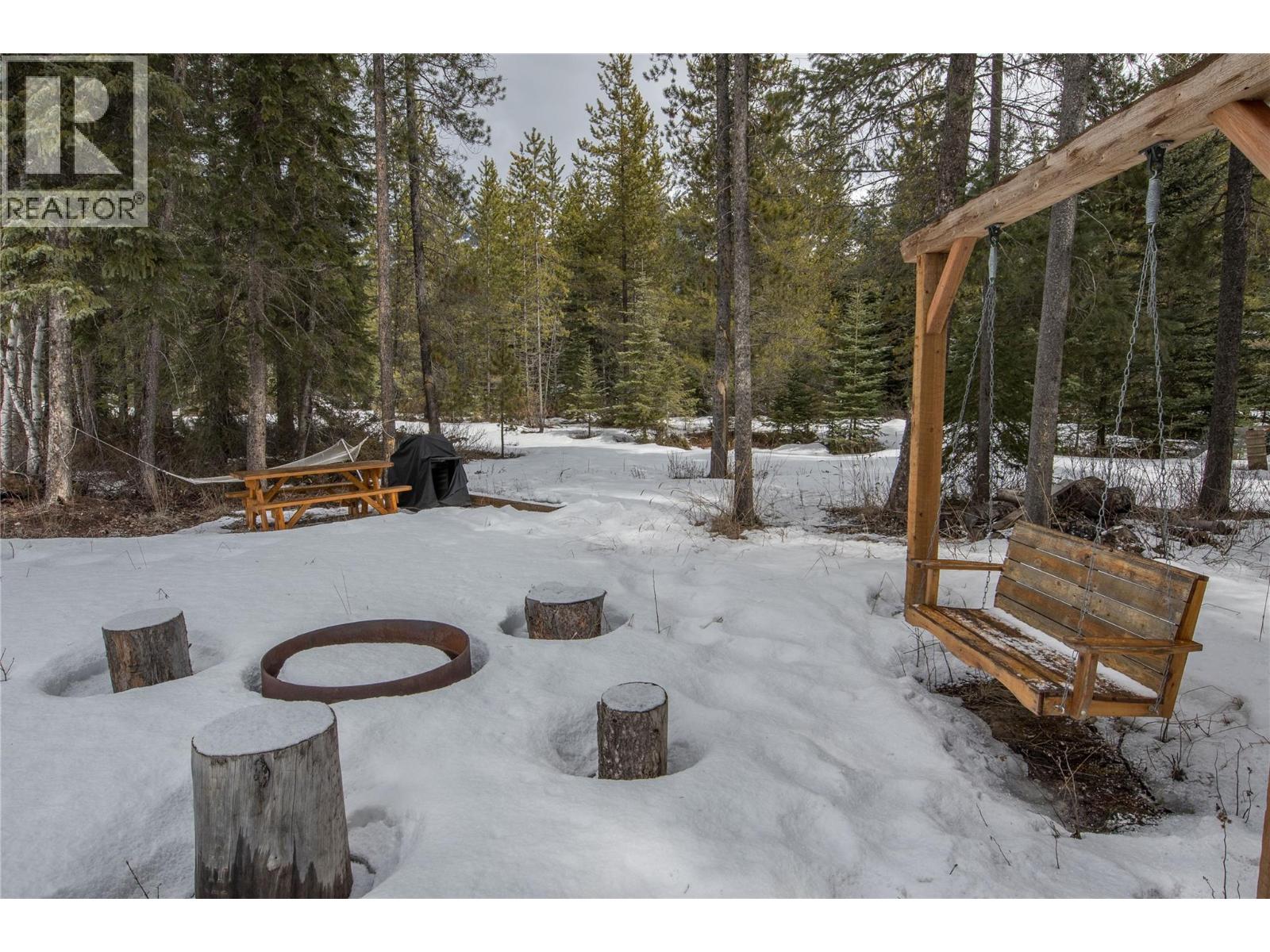 2325 Hedges Road, Golden, British Columbia  V0A 1H1 - Photo 20 - 10380971