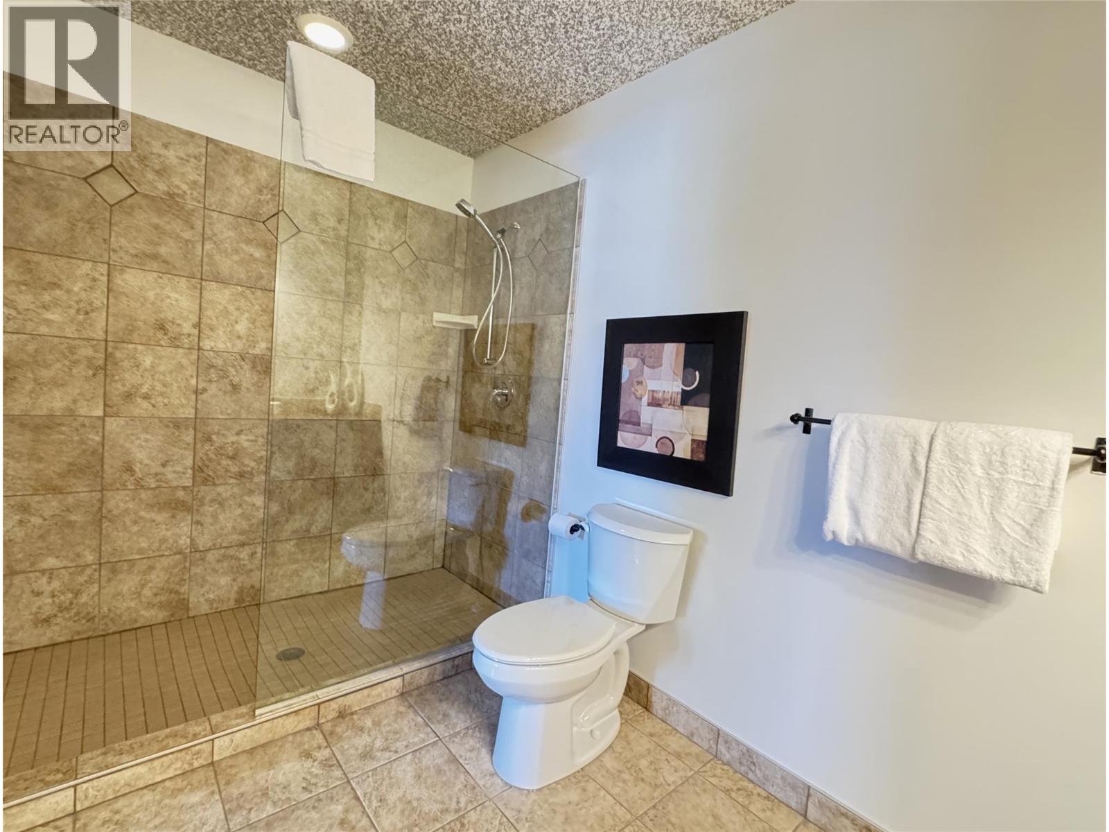 300 Bighorn Boulevard Unit# 322d, Radium Hot Springs, British Columbia  V0A 1M0 - Photo 28 - 10380284