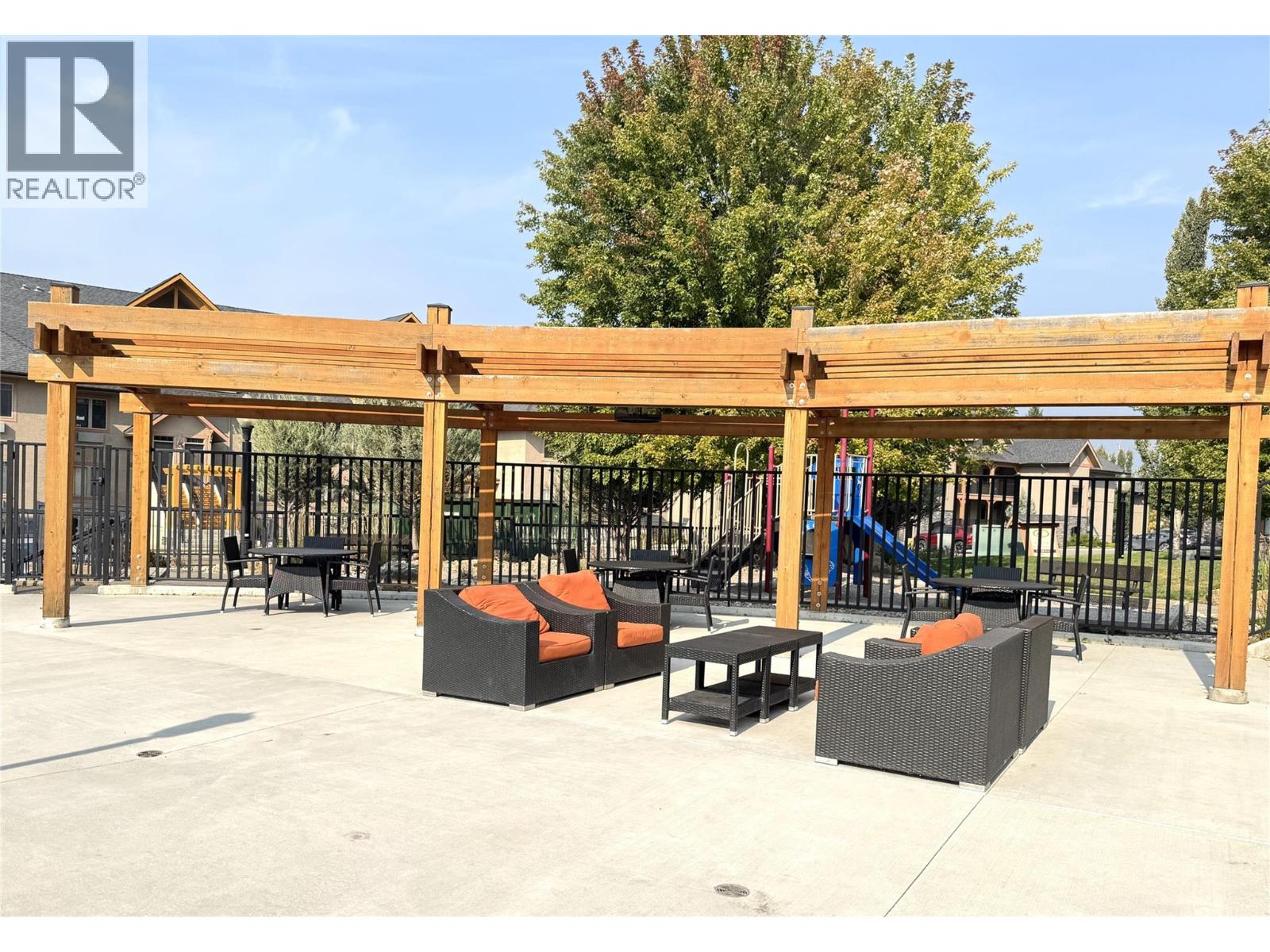 300 Bighorn Boulevard Unit# 322d, Radium Hot Springs, British Columbia  V0A 1M0 - Photo 32 - 10380284