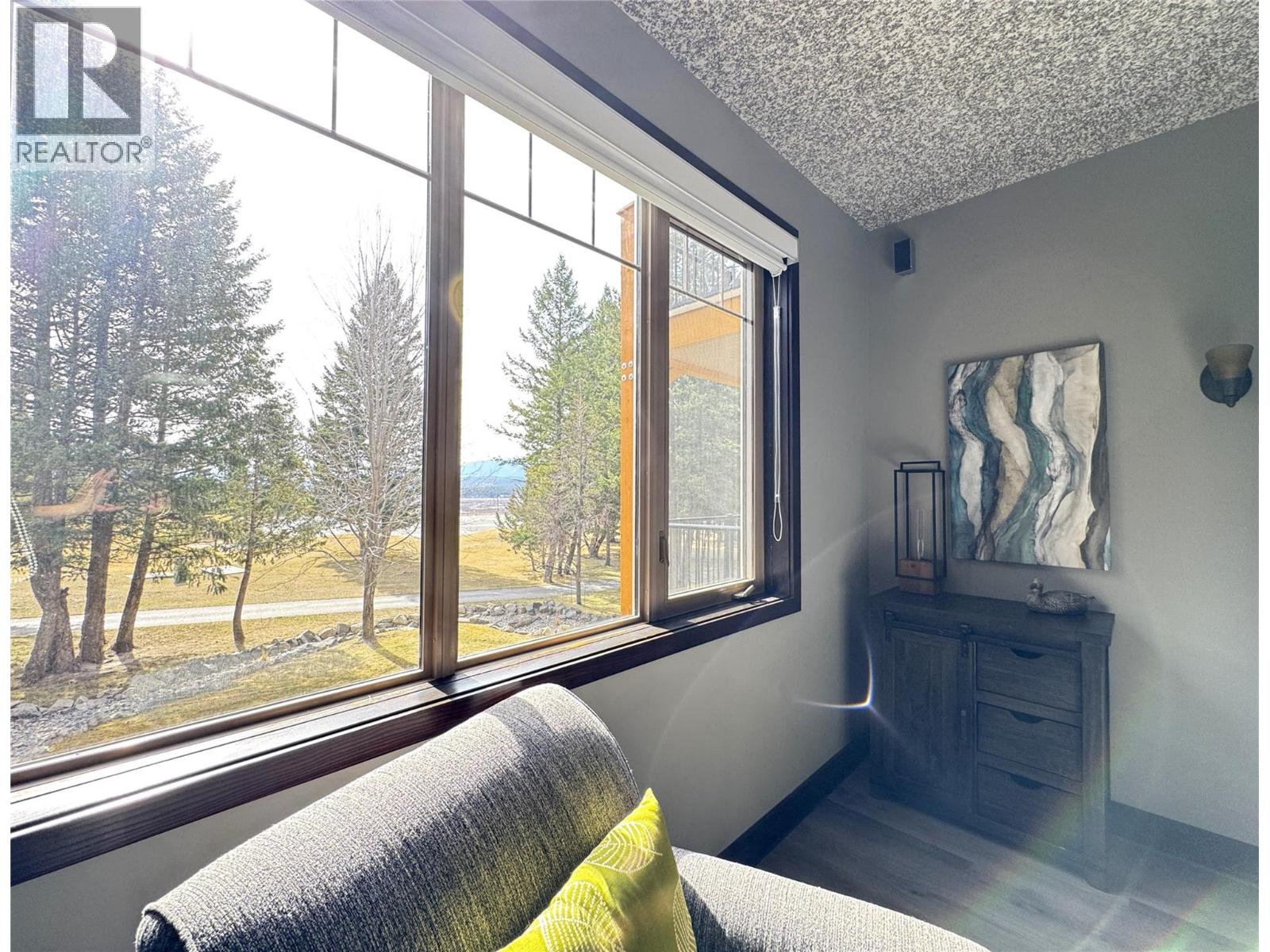 300 Bighorn Boulevard Unit# 322d, Radium Hot Springs, British Columbia  V0A 1M0 - Photo 8 - 10380284