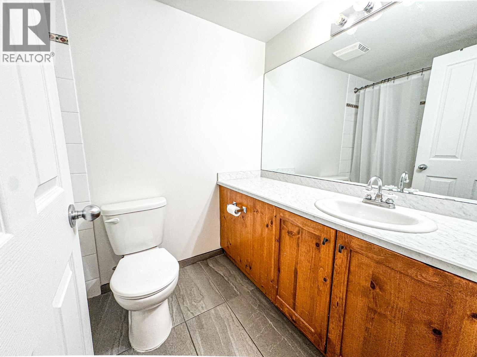 2050 Summit Drive Unit# 205, Panorama, British Columbia  V0A 1T0 - Photo 15 - 10381052