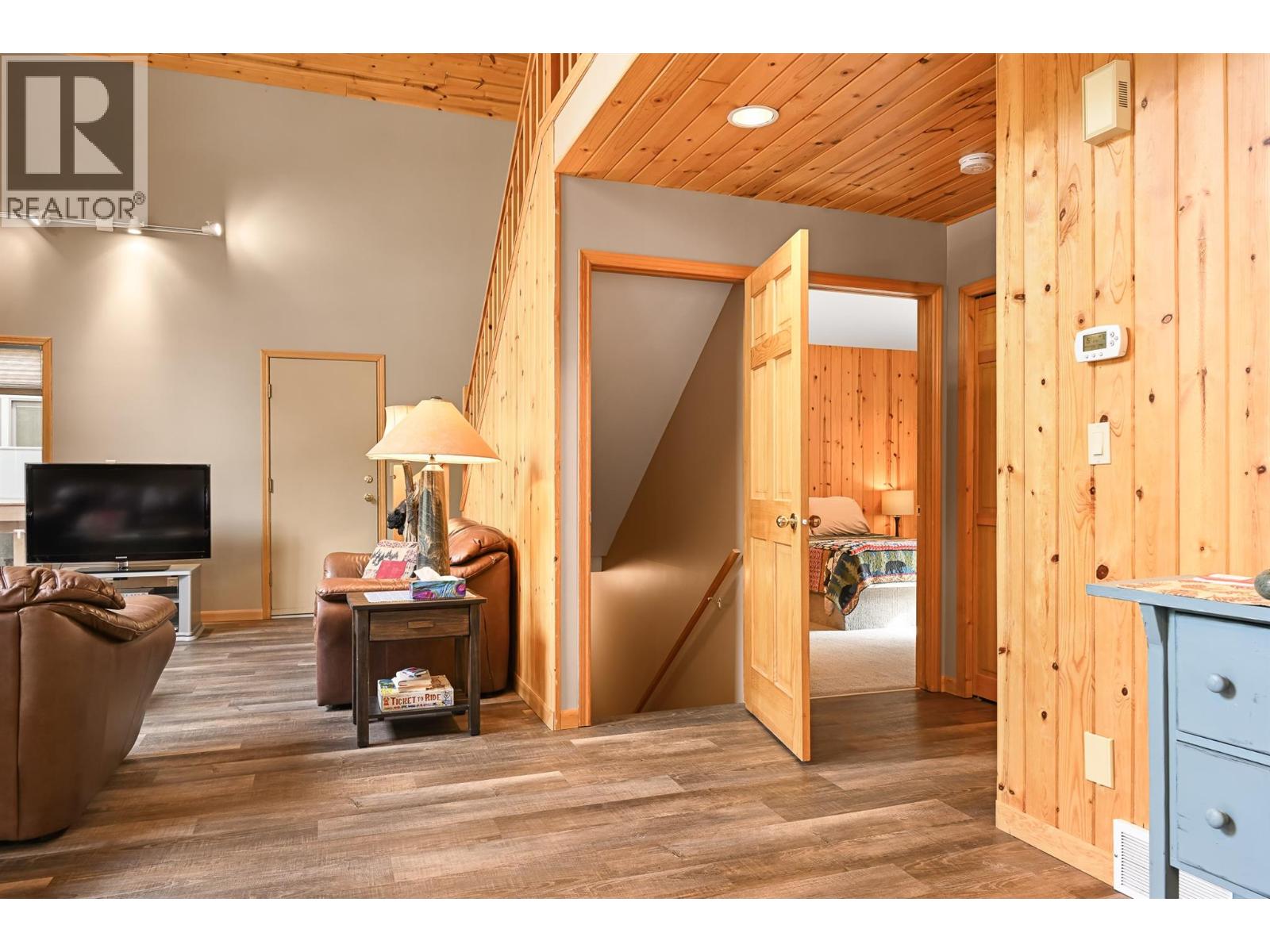 4856 Ridge Crescent, Windermere, British Columbia  V0A 1K3 - Photo 24 - 10381153