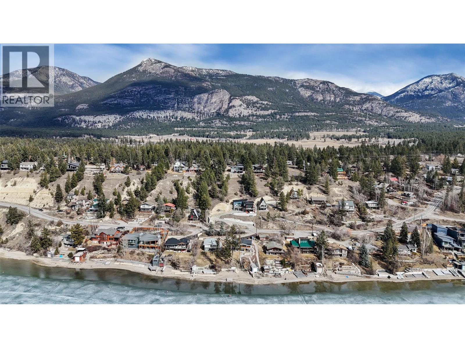 1172 Baltac Road, Windermere, British Columbia  V0A 1K3 - Photo 10 - 10381206