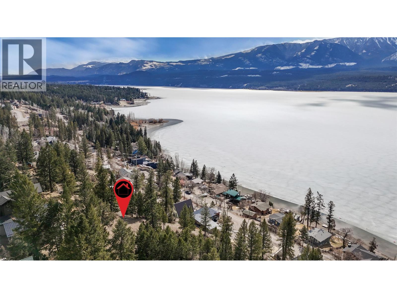 1172 Baltac Road, Windermere, British Columbia  V0A 1K3 - Photo 2 - 10381206