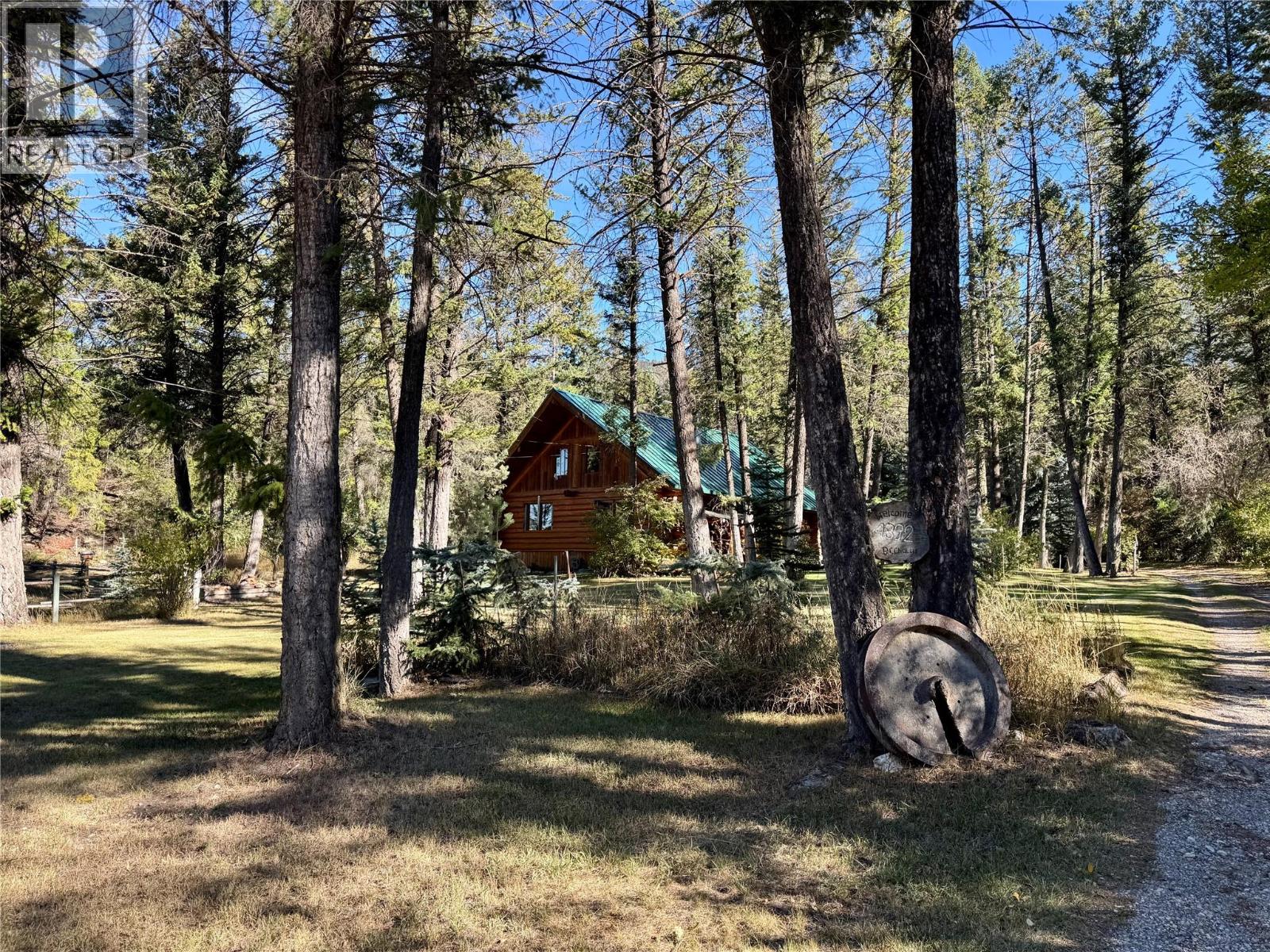 4892 Ogilvey Avenue, Fairmont Hot Springs, British Columbia